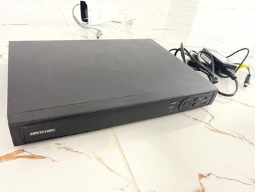 quba taksi: 8 kanal HD TVI registrator Hikvision DS-7208HUHI-F2/ N + ustunde 2TB