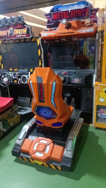 Digər biznes avadanlığı: Əyləncə mərkəzi aparatları satılır oyun aparatları hamısı işləkdi — 15