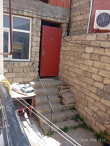 suraxan: Əmircan qəs. 3 otaqlı, 200 kv. m, Orta təmir — 10