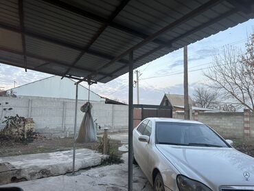 Долгосрочная аренда домов: 40 м², 3 комнаты — 2