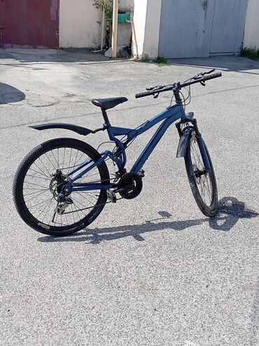 meiredi bike: Новый Городской велосипед Trek, 26", скоростей: 21, Платная доставка