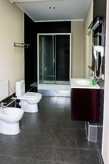 Посуточная аренда квартир: 1 комната, Телевизор, Кондиционер, Парковка — 4