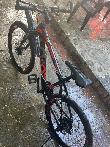 велик: İşlənmiş Şose velosipedi Adidas, 26", sürətlərin sayı: 20, Pulsuz çatdırılma