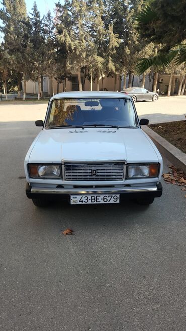 VAZ (LADA): Model: LADA (VAZ) 2107, sedan Kuzov rəngi: ağ Qapı sayı: 4 Sükan: sol — 1
