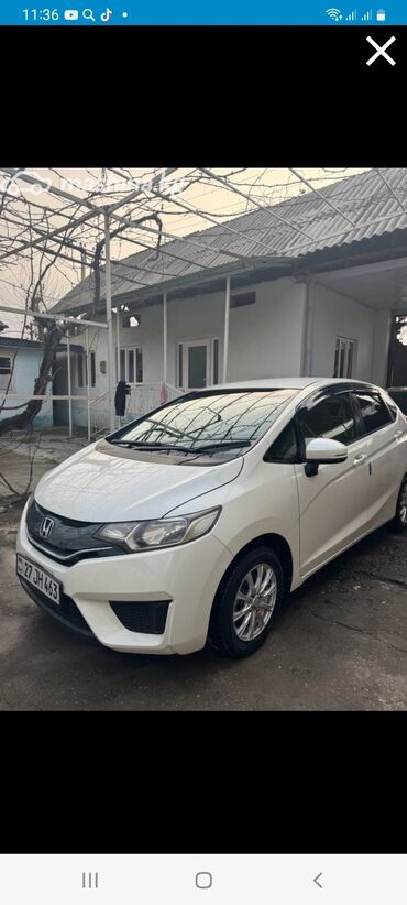 Унаа сатуу: Honda Fit: 2014 г., 1.3 л, Вариатор, Бензин, Хетчбек