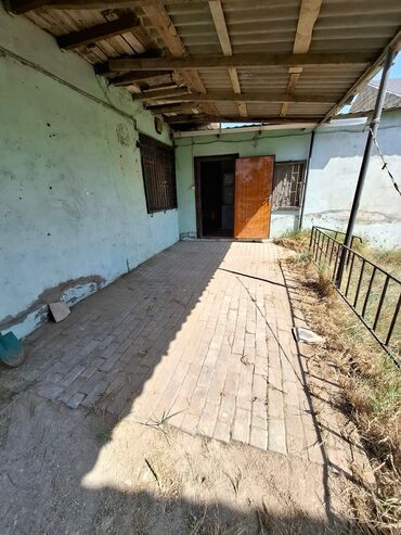 Bağ evlərinin satışı: Satılır: həyətyanı sahəsi olan yarımçıq tikili və həyət evi. Albalı — 7