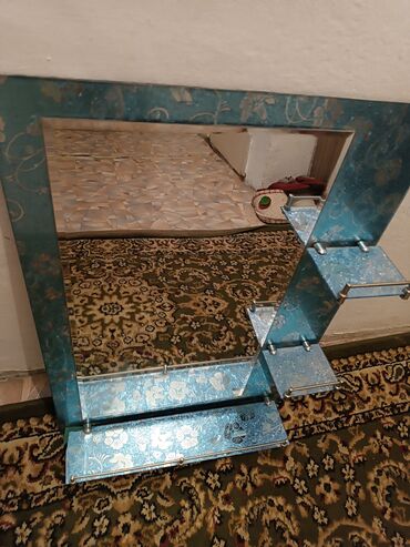 Зеркала: Зеркало для ванны, голубого цвета 50*70 с полками 1200сом