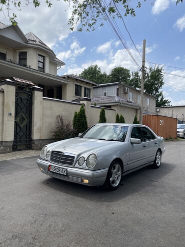 машина до 50000: Mercedes-Benz E-Class: 1995 г., 3.2 л, Автомат, Бензин, Седан