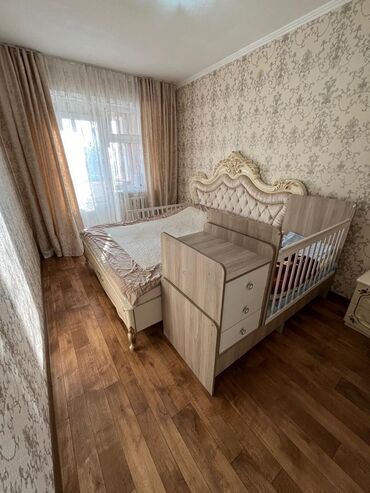 аренда склад ош: 3 комнаты, 72 м², Индивидуалка, 3 этаж, Косметический ремонт