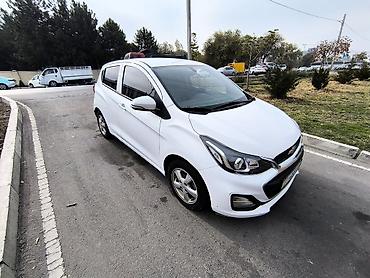 morning spark: Chevrolet Spark: 2020 г., 1 л, Вариатор, Бензин, Хэтчбэк — 2