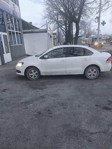 vw sharan: Volkswagen Polo: 2011 г., Механика, Седан — 1
