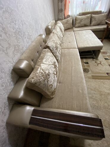 мебель диван: Продаю диван,мебель,Срочно! отличное состояние 35000