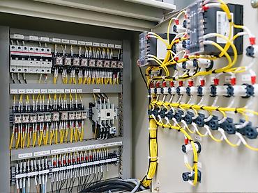 beton panel zavodu: İşlənmiş, Elektrik şit — 2