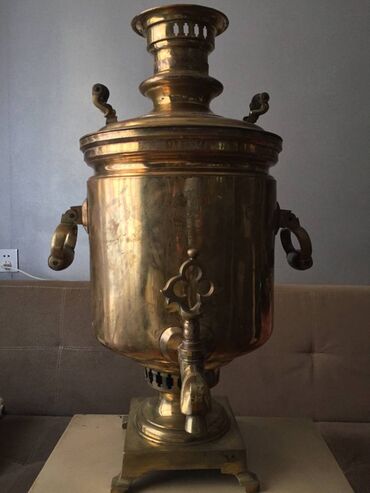 купить бу самовар на дровах: Antik samovar. Mis latun qarışıqdı. İli 1899 cu il. Üzərində çoxlu