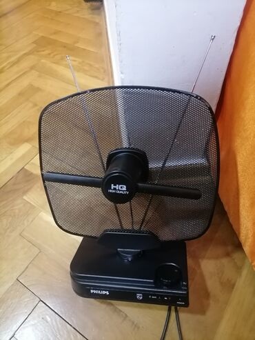 Aksesoari za TV i video: Antena sobna za TV sa pojačivačem Philips
Ispravna 
 Mirjevo — 2