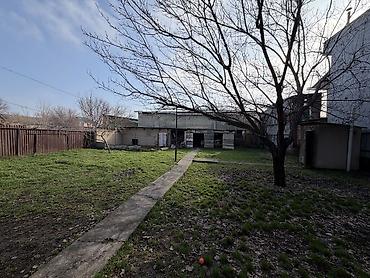 Продажа коттеджей и домов: Срочно продаётся мансардный дом! 📍 Район: Свердловский 🏡 Участок: 9,5 — 15