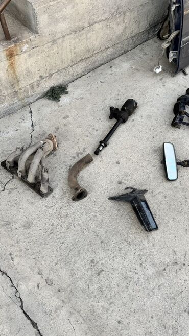 Другие детали кузова: Разбор Mazda 626 GE (седан/хэтчбек, 1996 г). В наличии оригинальные — 9