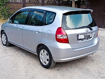 195 70 с: Honda Fit: 2002 г., 1.3 л, Вариатор, Бензин, Хэтчбэк — 4