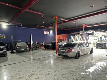 Digər kommersiya daşınmaz əmlakı: Binəqədi rayonu,Biləcəri qəsəbəsi,4 yolda,avtoservisin içində 2 — 9