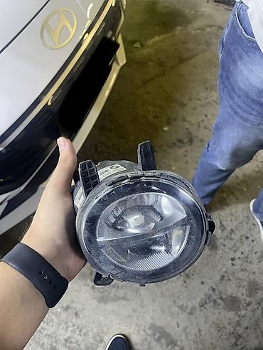 BMW üçün orijinal duman/far projektoru (sol ve sag tərəf) ( Orjinal lalafo.az -da BMW üçün orijinal duman/far projektoru (sol ve sag tərəf) ( Orjinal