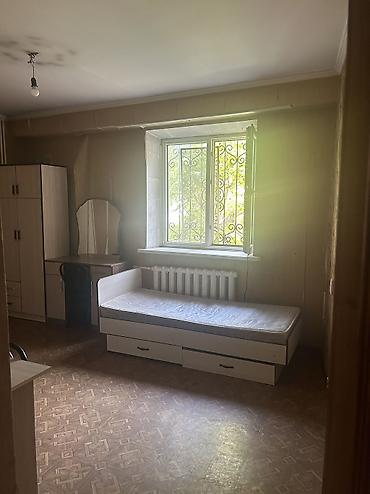 2 8: 3 комнаты, 75 м², Бишкек Парк ТРЦ Индивидуалка, 2 этаж, Старый ремонт — 10