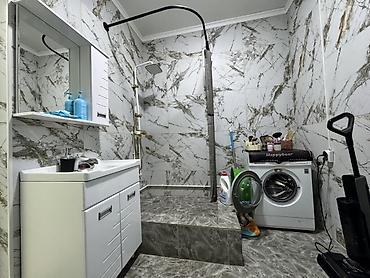 Продажа коттеджей и домов: СРОЧНО ПРОДАЕТСЯ.Просторный 2-этажный частный дом. Имеются пристройки — 9