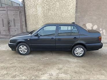 венти: Volkswagen Vento: 1993 г., 1.9 л, Механика, Дизель, Седан — 7
