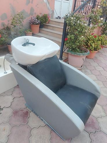 3 d rucka: Salon üçün yuyucu və pedikür avadanlığı dəsti Tərkib: - Saç yuma — 2