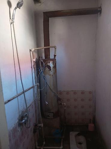 Otaqların günlük kirayəsi: 2 otaqlı sadə yaşayış yeri – yataq və mətbəx guşəsi ilə - Otaq: xalça -da lalafo.az — 9 Otaqların günlük kirayəsi: 2 otaqlı sadə yaşayış yeri – yataq və mətbəx guşəsi ilə - Otaq: xalça — 9