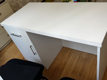 transformator satılır: İşlənmiş, Dördbucaq masa