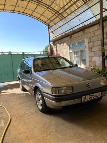 аренда авто с последующим выкупом в бишкеке: Универсал Volkswagen Passat B3 серого цвета. Данная модель отличается