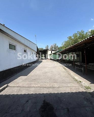 Продажа коттеджей и домов: 🏠Продаётся дом с бизнесом в с. Сокулук 🟡Комнаты: 5 🟡Участок: 13 соток — 2