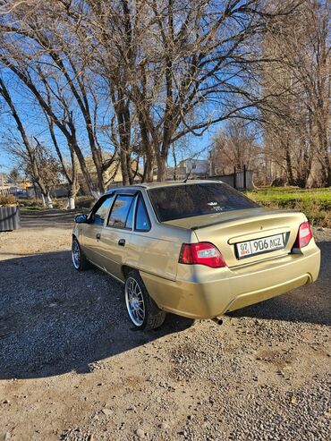 Daewoo: Daewoo Nexia: 2011 г., 1.5 л, Механика, Бензин, Седан at lalafo.kg — 15 Daewoo: Daewoo Nexia: 2011 г., 1.5 л, Механика, Бензин, Седан — 15