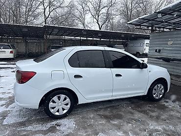 Renault: Renault Logan: 2018 г., Седан — 17