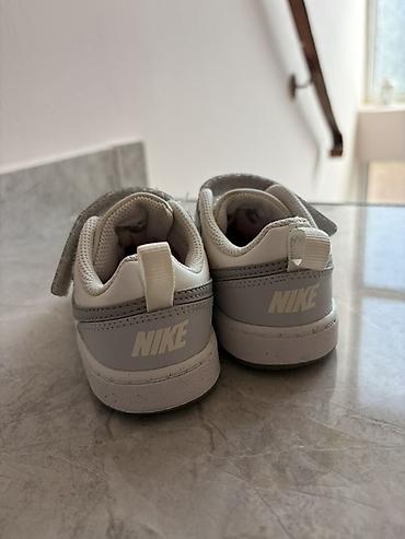 hajkir obuca: Dečije patike Nike Court Borough Low Recraft Praktičan, svakodnevni — 2