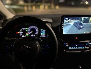 avalon 2017: Toyota Corolla: 2020 г., 1.8 л, Вариатор, Гибрид, Седан — 9