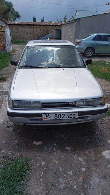 срочно срочно продаю машина: Mazda 626: 1989 г., 2 л, Механика, Бензин, Седан