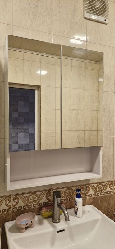 hamam vanna: TECILI OLARAG SATILIRHamam shkafi guzgulu,icerisi polkali.Yeni alinib