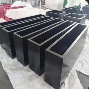 Bitkilər üçün dibçəklər: Her razmir de özel dibcek istehsal edirik. Qvadrat ve adede gore — 16