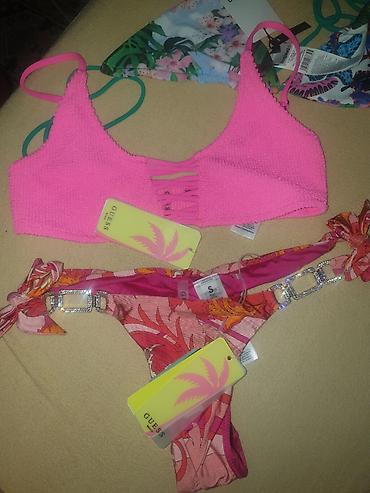 benetton outlet haljine: Kupaci s velicine guess oba dela 60e jedan deo 30e Desigual gornji deo — 1