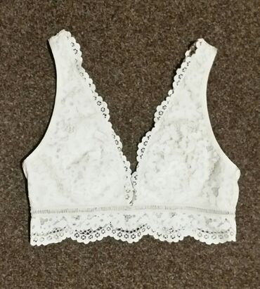 nike majice na bretele: VICTORIA'S SECRET original prelep lako uklopiv bukvalno na sve, vel.na