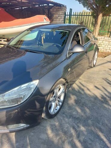 Opel Insignia: 1.6 l. | 2010 έ. 154000 km. Λιμουζίνα