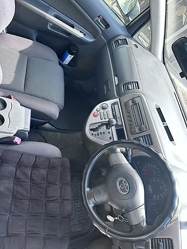 range over: Toyota WISH: 2003 г., 1.8 л, Автомат, Бензин, Минивэн — 7