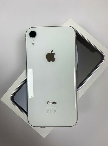 телефон а40: IPhone Xr, Б/у, 128 ГБ, Белый, Наушники, Зарядное устройство, Защитное стекло, 82 %