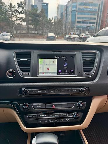 Kia: Kia Carnival: 2019 г. — 10