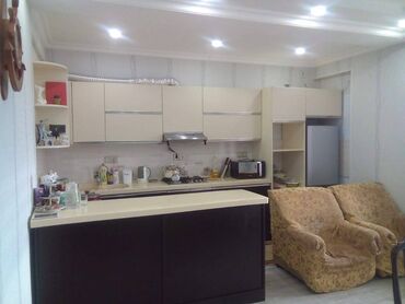 Köhnə tikili: Bakı, 5 otaqlı, Köhnə tikili, m. Əhmədli, 106 kv. m — 24