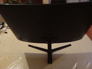 Monitorlar: Samsung 27 inch monitor 60hz
Ideal veziyetde — 7