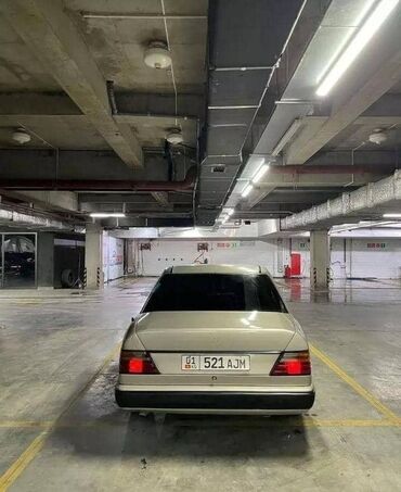 Mercedes-Benz: Mercedes-Benz W124: 1987 г., 2.3 л, Механика, Бензин, Седан