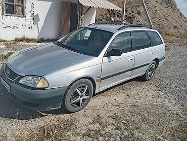dodge hellcat: Toyota Avensis: 2001 г., Механика, Дизель, Универсал — 3