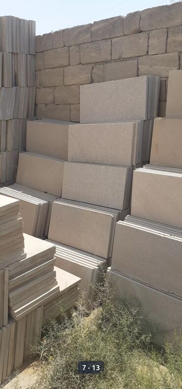 Ağlay: Fasad Daşlari Aglay Ve Tamet — 3